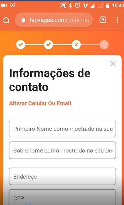 Na terceira etapa é necessário informar, nome completo, endereço completo com CEP (Código de Endereçamento Postal)